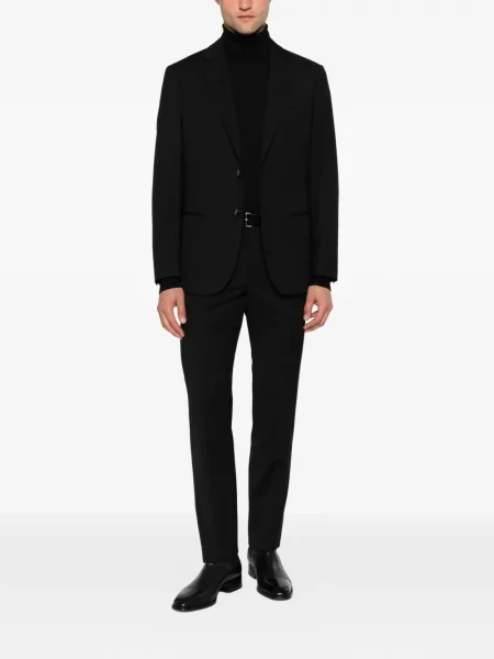 Costum Giorgio Armani cu rever negru