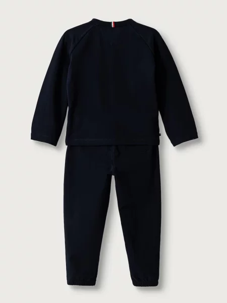 Анцуг Tommy Hilfiger
