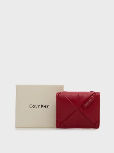 Кошелек Calvin Klein красный