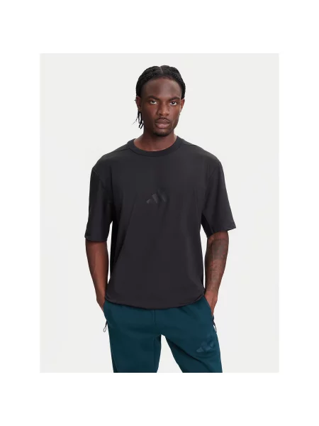 Футболка Adidas черная