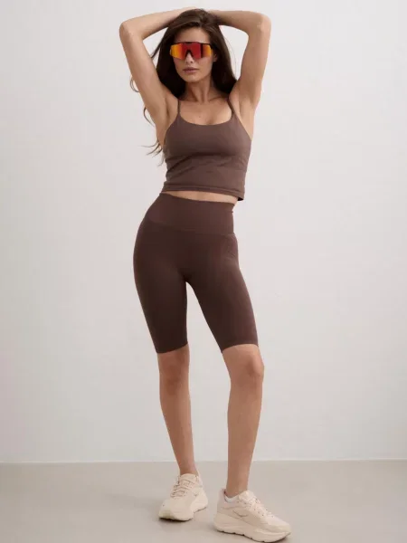 Kolarki bezszwowe invisible scrunch modelujące Shape jasny brąz brązowe