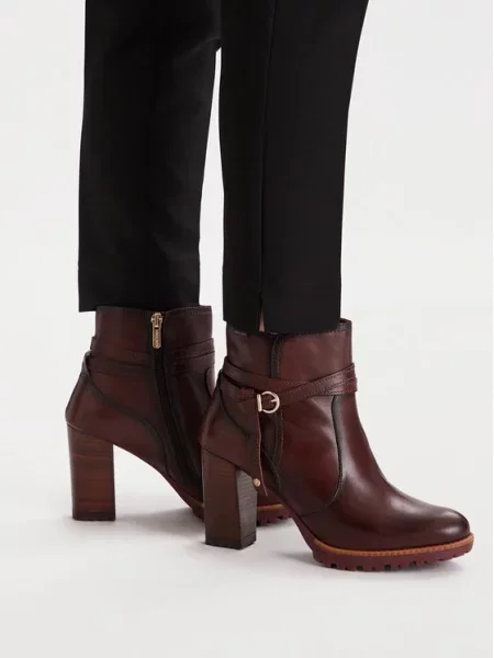Pikolinos Členková obuv Bordová