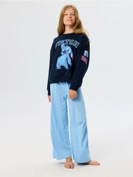 Sinsay dvoudílná pyžama s potiskem Stitch námořnická modrá
