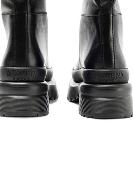 Botine Valentino Garavani cu platformă negru