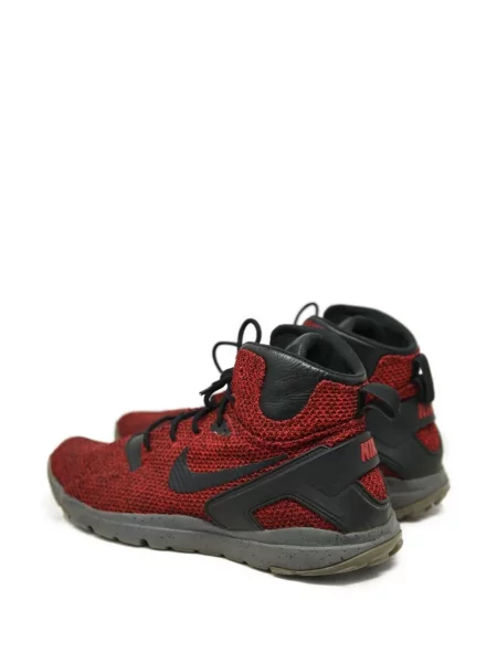 Sneakersy Nike z nadrukiem szare
