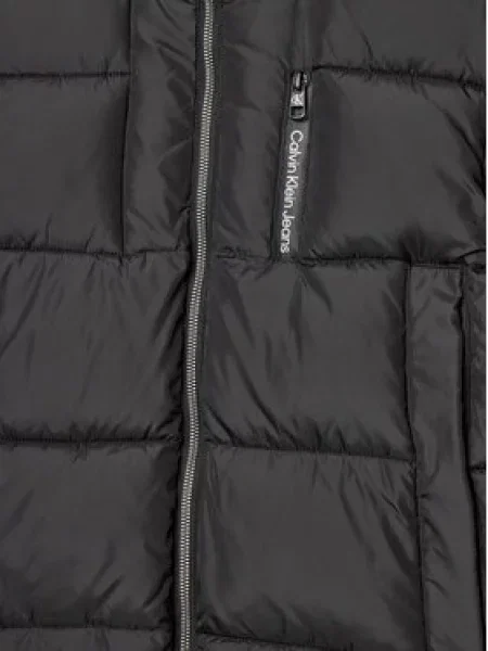Zimní bunda Calvin Klein Jeans černá