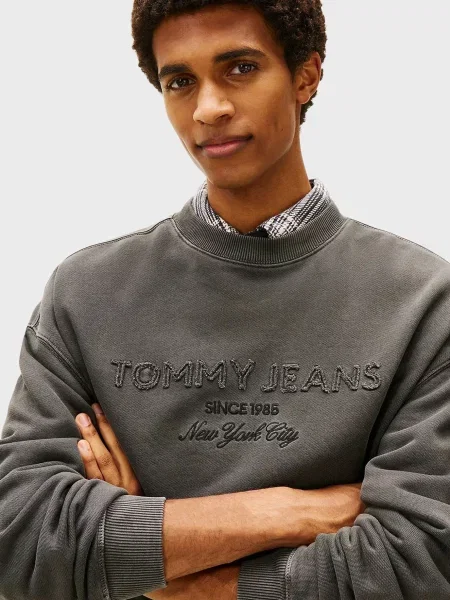 Свитшот Tommy Jeans черный