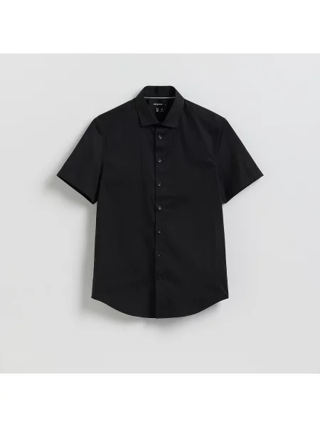 Reserved Košile slim fit s vysokým podílem bavlny černý