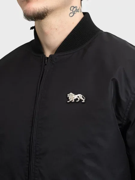 Бомбер Lonsdale черный