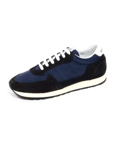Sneakersy National Standard zamszowe białe