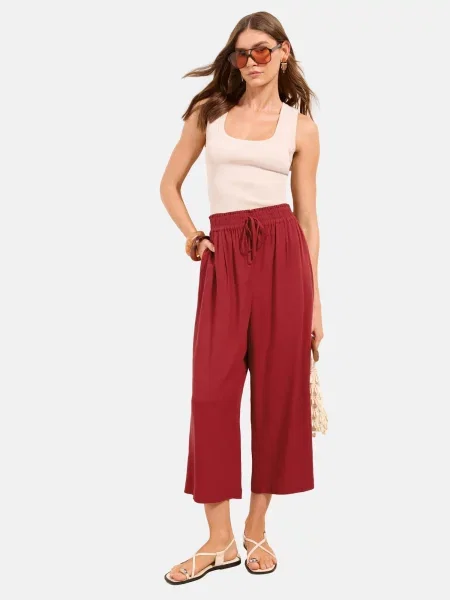 Friends Like These Pantaloni burgundy roșu