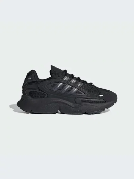Повседневные кроссовки Adidas черные