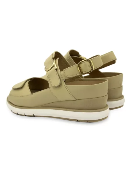 Pantofi Piesanto maro