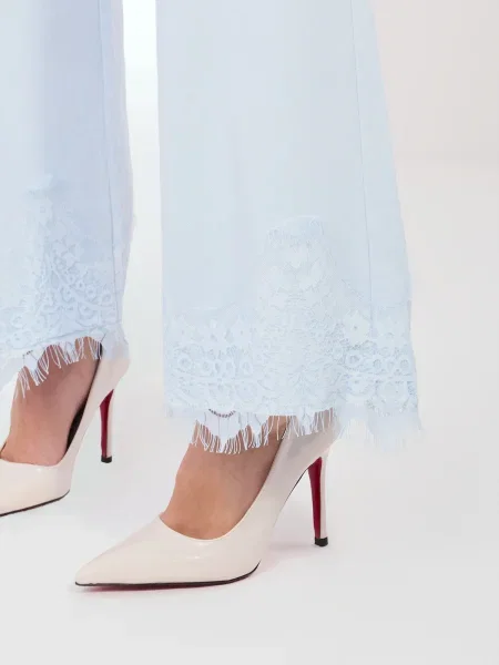 Proste jeansy Rue Paris koronkowe