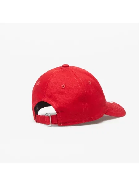 Шапка с козирки New Era червено