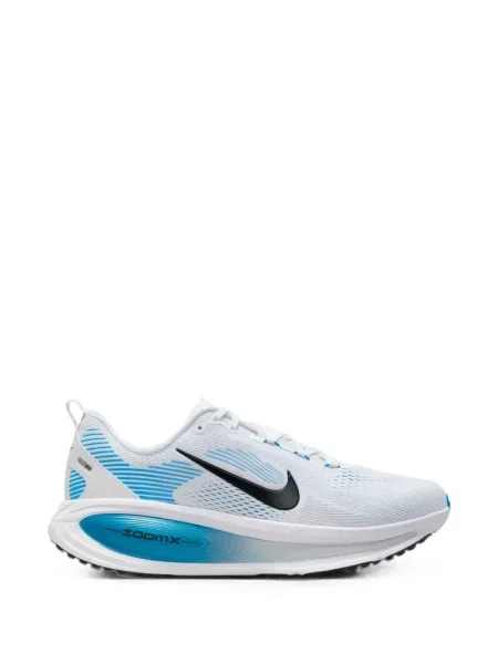 Sneakerși Nike Vomero alb