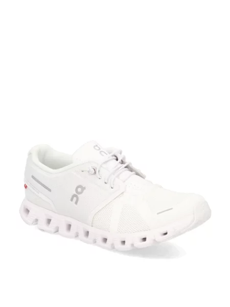 Tenisky On bílé