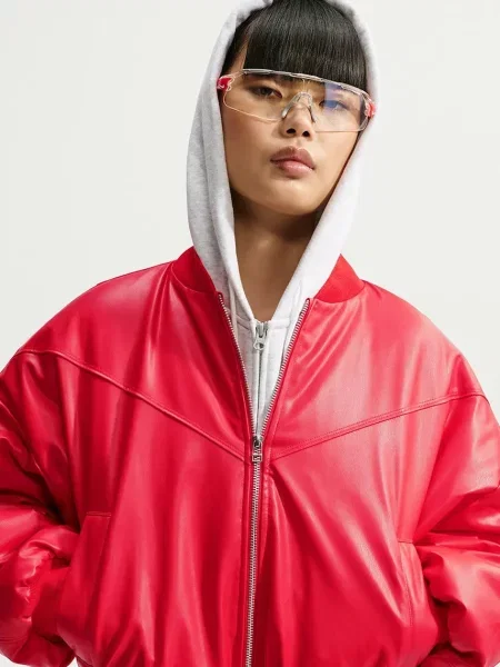 Nike Sportswear bomber dzseki női műbőrből Therma-FIT piros