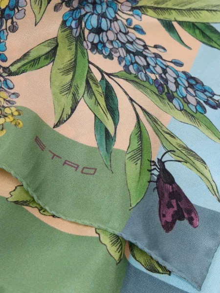 Fular Etro de mătase cu model floral