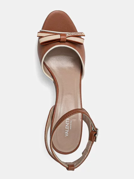 Кожаные босоножки Valentino на высоком каблуке