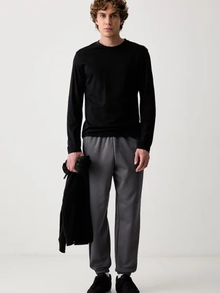 Adidas trenirka z bombažem Three Stripes siva