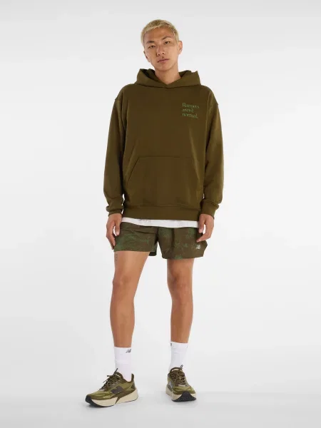 Свитер New Balance коричневый