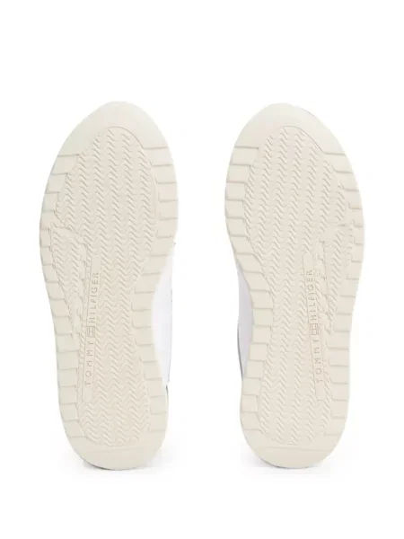 Fűzős csipkés sneaker Tommy Hilfiger autogrammal fehér
