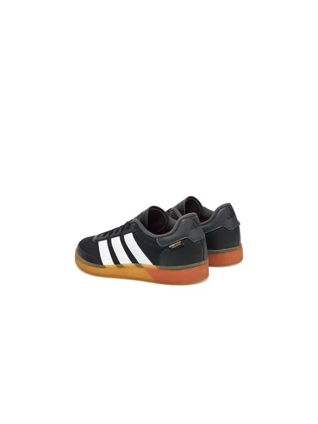 Usposabljanje copati Adidas Performance bela