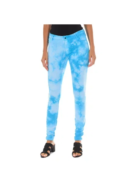 Blugi Met albastru