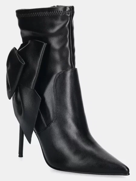 Боти Steve Madden Saline с тънък черно