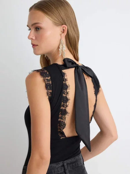 Trendyol Top negru
