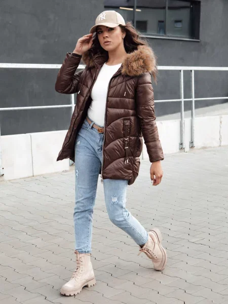 Kurtka zimowa z kapturem WINTERCHIC Dstreet brązowa
