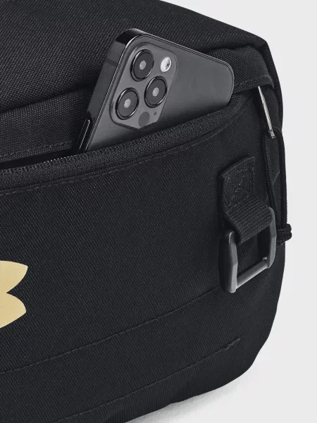 Піший туризм косметичка Under Armour чорна