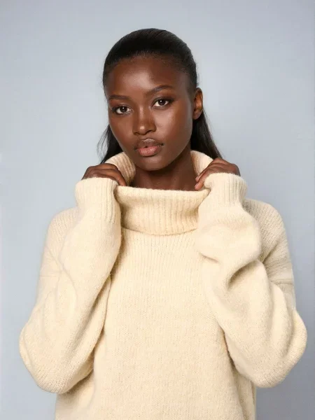 Класичний гольф із домішкою вовни нюдовий