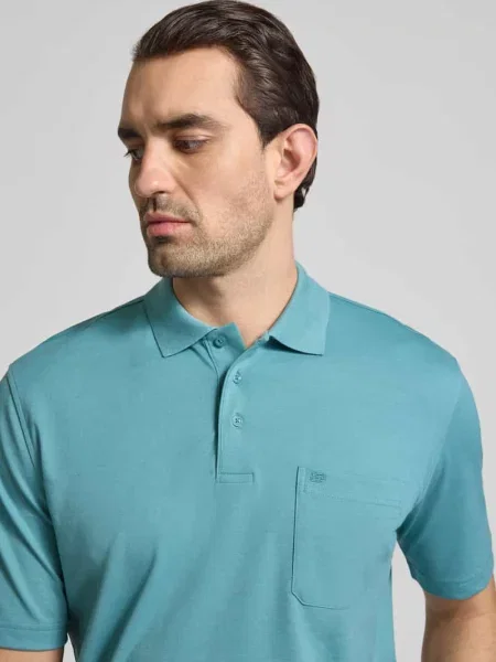 Koszulka polo o kroju regular fit z brustaszą Christian Berg Men zielone