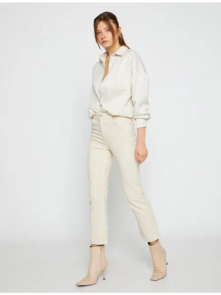 Hlače Koton iz rebrastega žameta bež