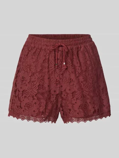 Szorty dresowe o kroju regular fit z koronki model HONEY' Vero Moda