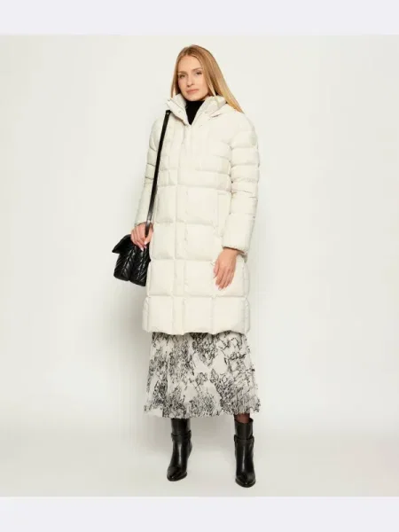 Marc Cain De puf palton cu adaos de lână