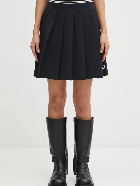 Fred Perry fustă mini evazați negru