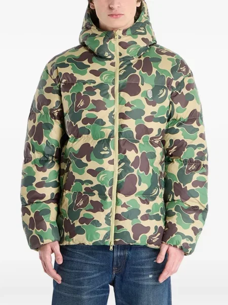 Geacă cu puf A Bathing Ape® cu glugă cu imagine verde