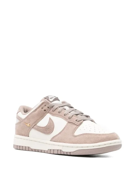 Велурени маратонки Nike Air Force 1 сиво