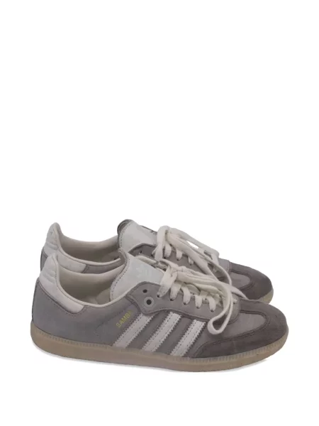 Top Adidas cu dungi cu imagine lung alb