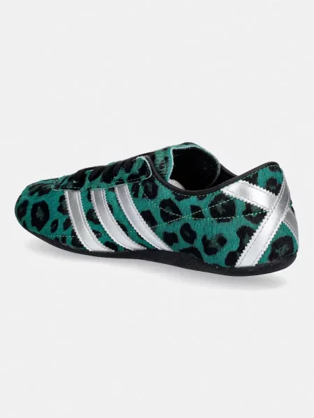 Кожаные кроссовки Adidas Originals