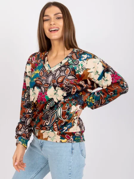 Bluză Fashionhunters cu imagine maro