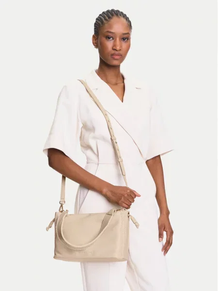 Tommy Hilfiger Táska Th Soft Summer Mini Bucket bézs