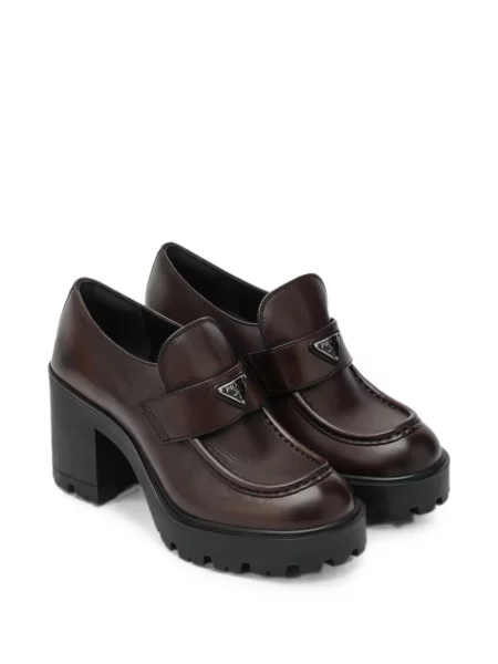 Pantofi loafer Prada din piele maro