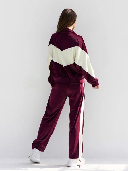 Велюровый спортивный костюм Issa Plus