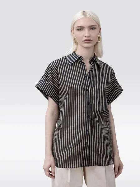 Lola Casademunt Halenka černá bílá