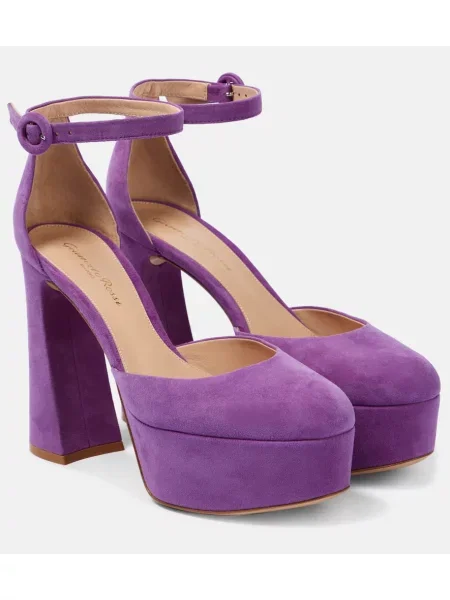 Pantofi cu toc Gianvito Rossi din piele de căprioară cu platformă roz