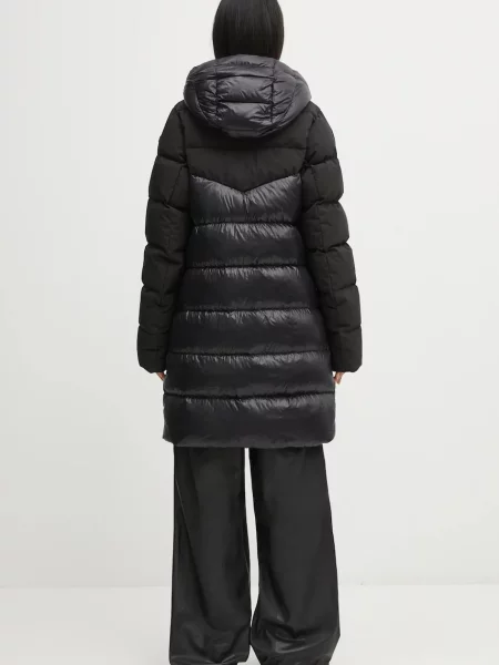 Пуховик Helly Hansen